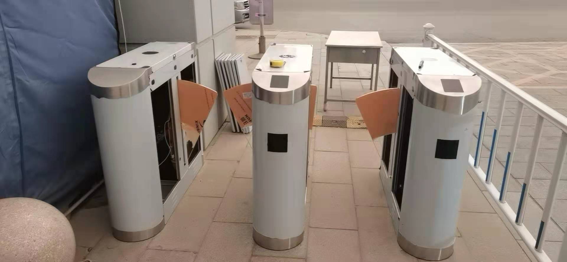 通道闸
